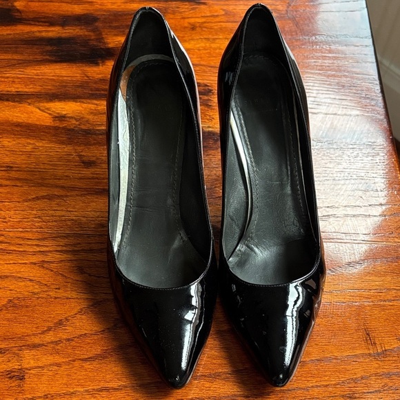 Stuart Weitzman Black Patent Leather Heels - Picture 2 of 6
